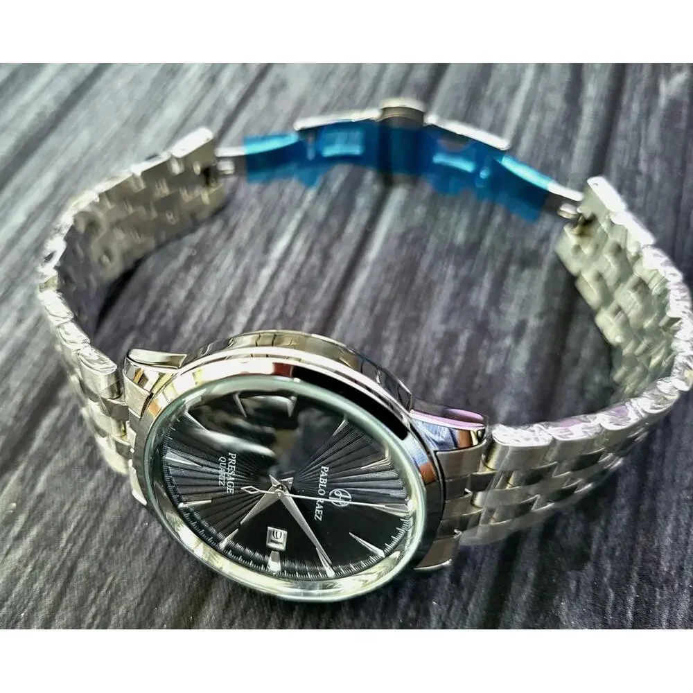 New Vintage Pablo Raez 40mm Mens Slv Blk Steel Presage‎ Watch